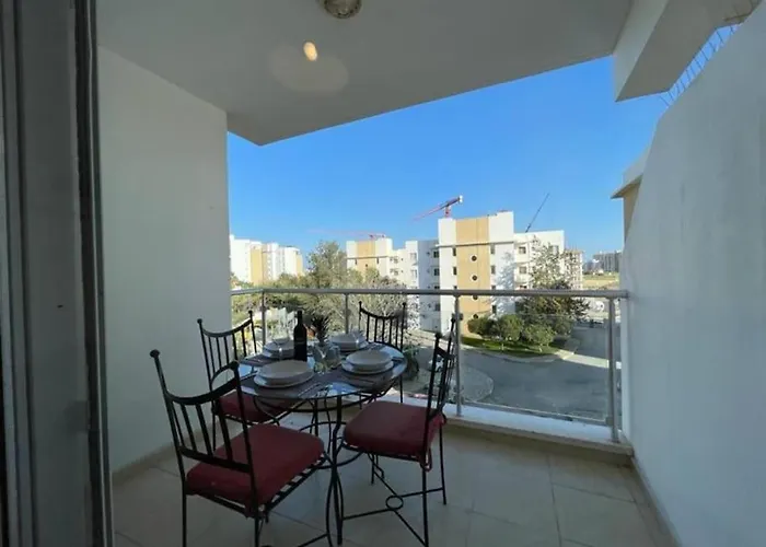 Caesar & Spa, Claudius 2 Bedroom Apartment, Iskele, Long Apartmán *